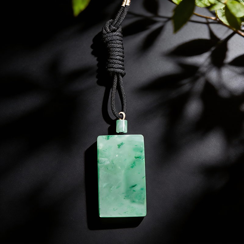 Quartzite African Jade · Wushi Pendant