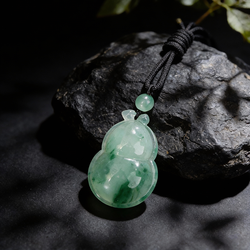 Quartzite "African Jade" - Gourd of Blessing and Prosperity