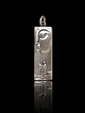 一心向佛足银吊坠正面图 Buddhist silver pendant
