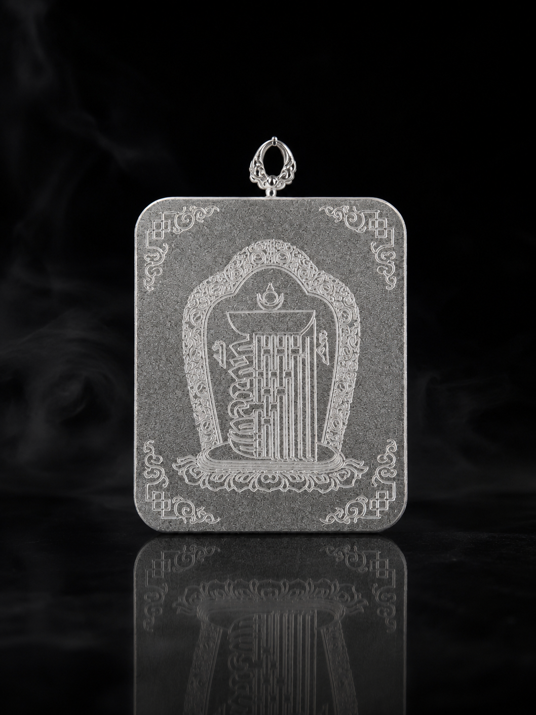 Four-Armed Avalokiteshvara Silver-Frame Thangka, Rat Zodiac｜四臂观音银边矩形唐卡