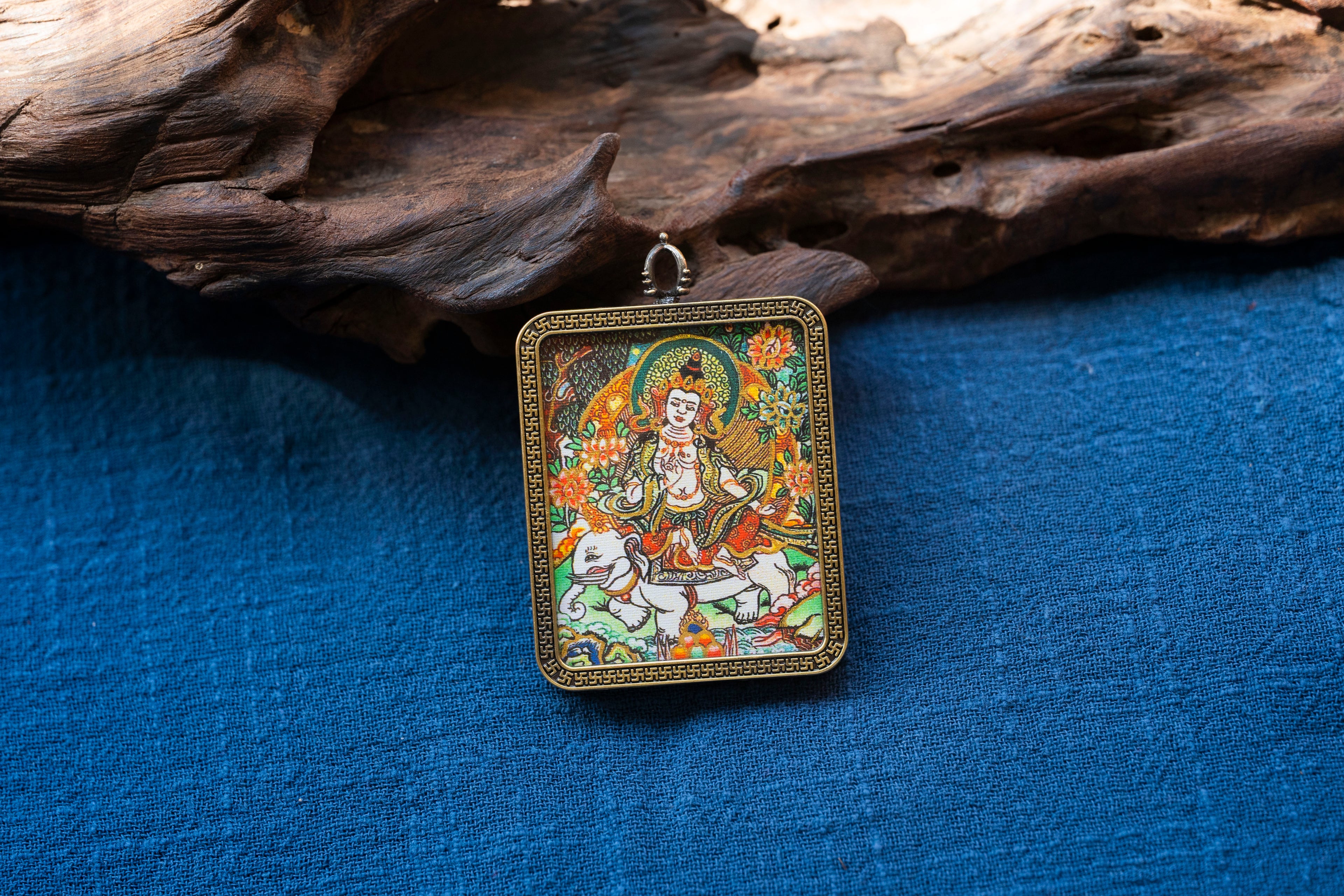 Eight Great Guardians · Dragon & Snake Series | Samantabhadra Bodhisattva Gold & Black Portable Thangka, Purely Handmade with Mineral Pigments, Tibetan Personal Guardian