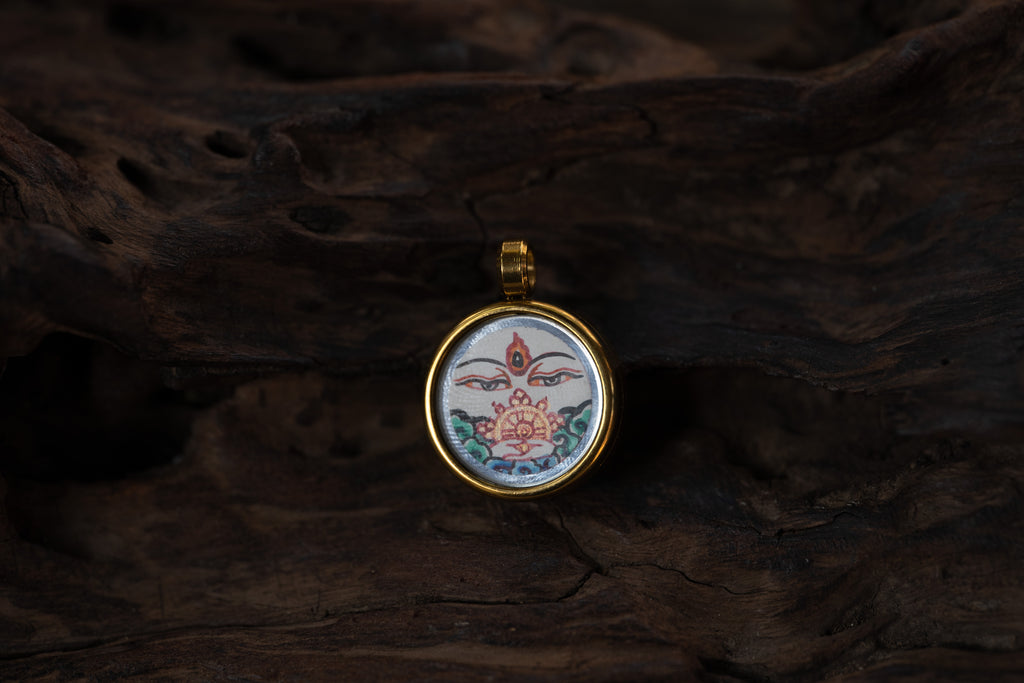 【八大守护·羊猴本命】大日如来菩萨佛眼随身唐卡 · 2×2cm 纯手工矿物颜料