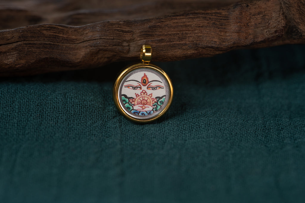 【八大守护·羊猴本命】大日如来菩萨佛眼随身唐卡 · 2×2cm 纯手工矿物颜料