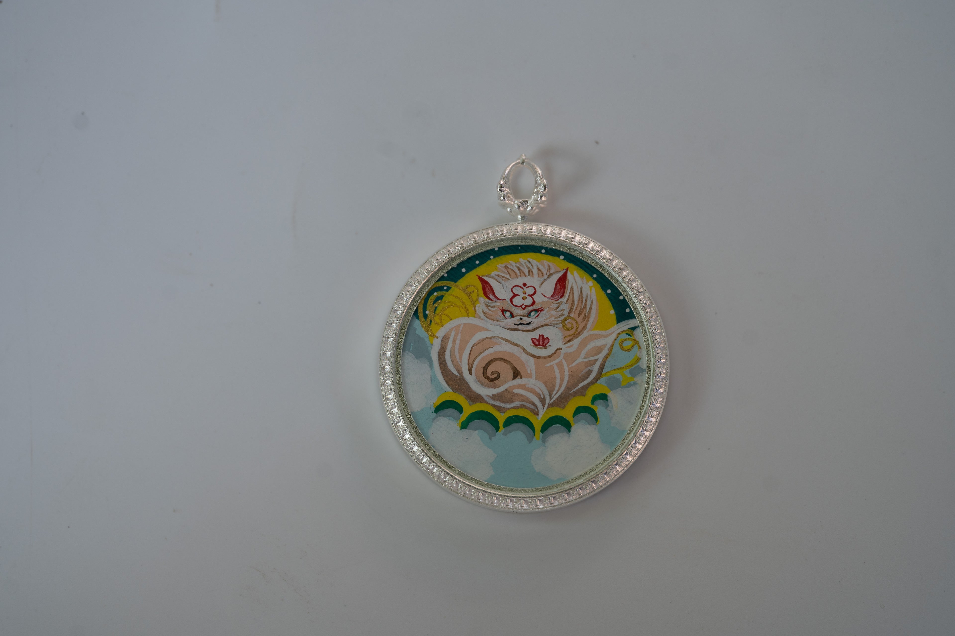 【八大守护·狐仙系列】白狐仙子 祥瑞护法随身唐卡 · 纯手工矿物颜料