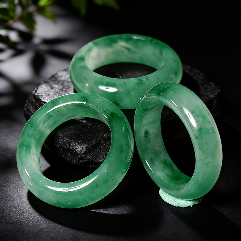 Quartzite Jade African Green Jade · Fingertip Ice Rhythm Ring