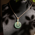 非洲翠飘花平安扣吊坠正面图 Green quartzite peace buckle pendant